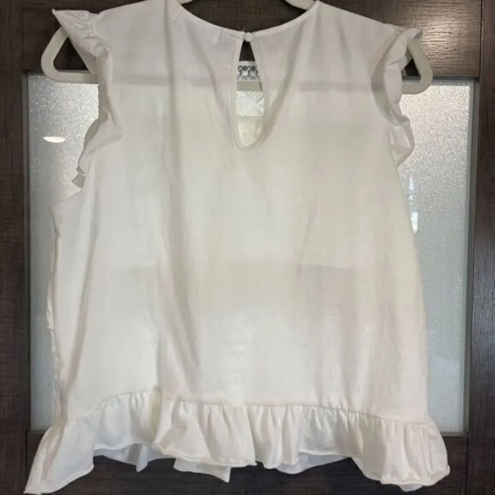 At Piece Large BOHO Summer Tank Off White‎ Sleeveless Eyelet And Lace